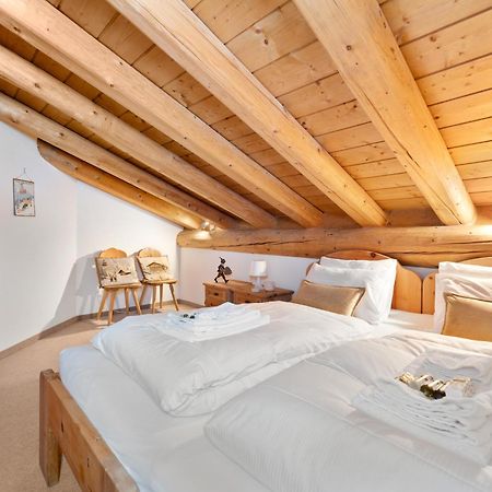 Chalet St Moritz Madulain Exterior photo
