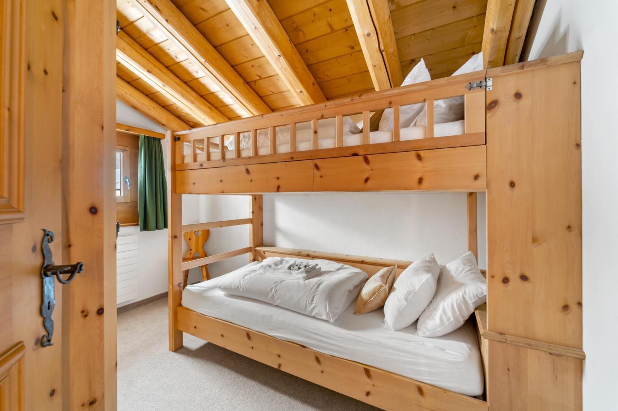Chalet St Moritz Madulain Exterior photo